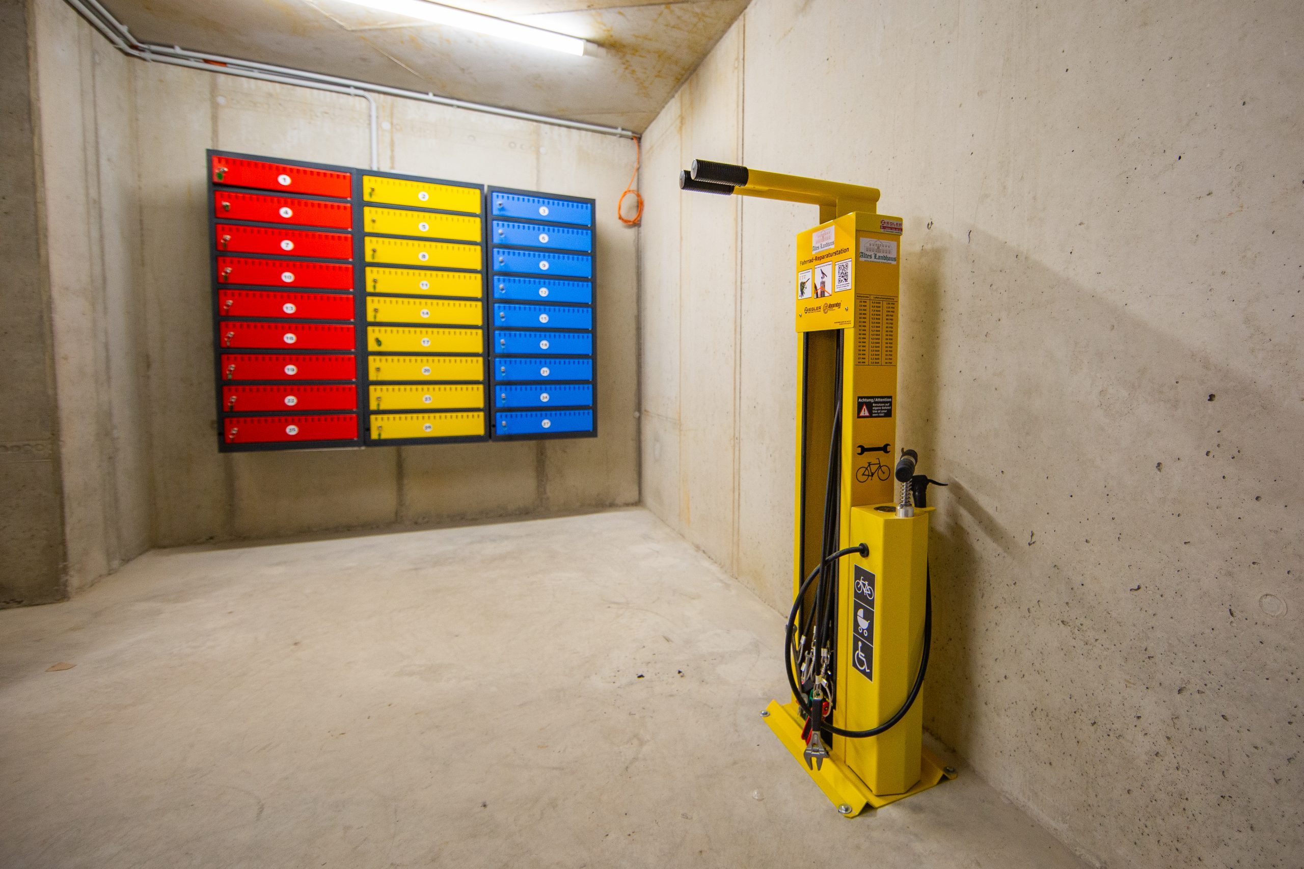 Servicestation für Fahrräder im Hotel Altes Landhaus